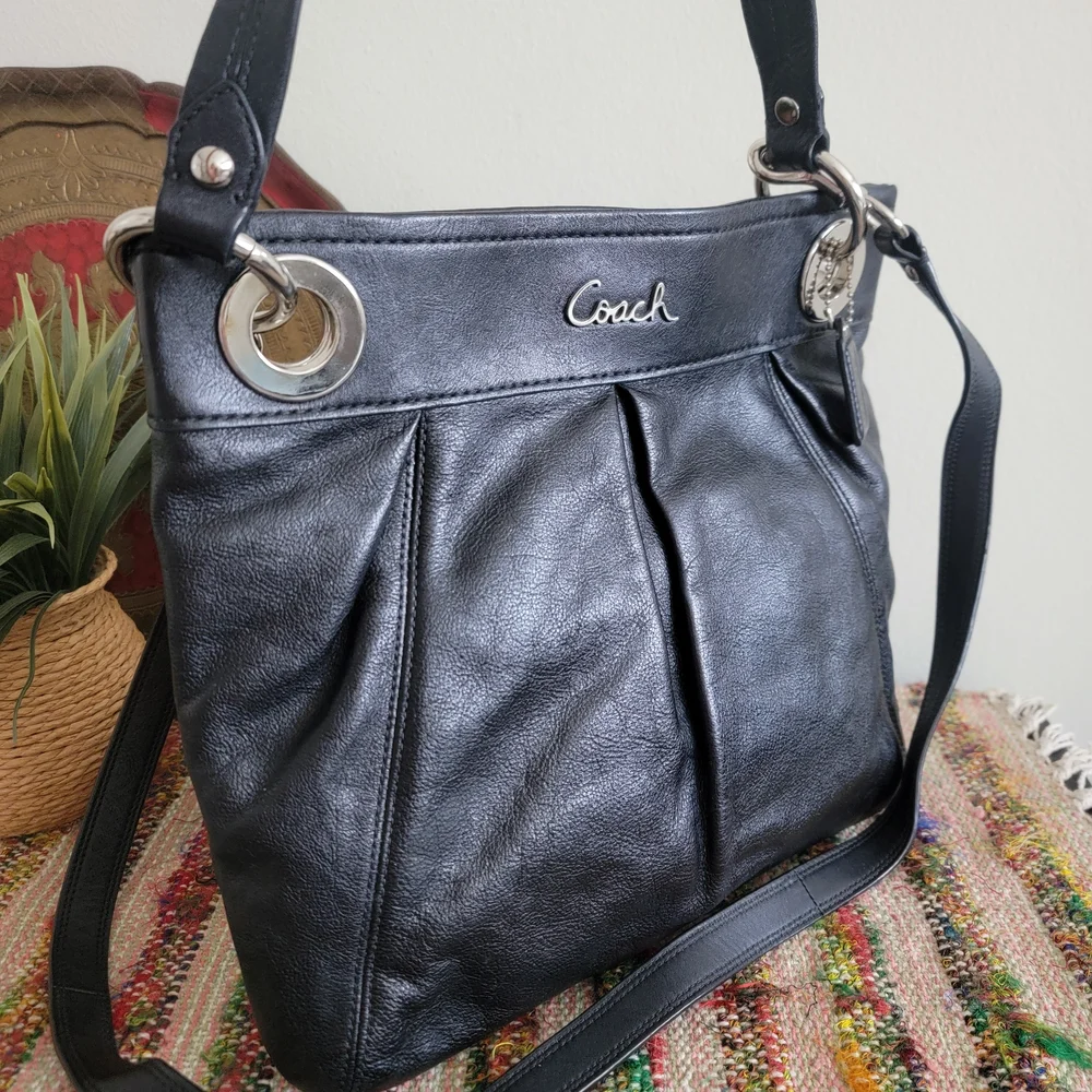 Coach Black Leather Satchel Bag Shoulder Crossbody Bag Convertible Purse